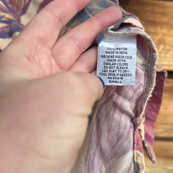 Super massive flamingo Hawaiian Floral Short Sleeve Button-Up Shirt - Picture 5 of 6